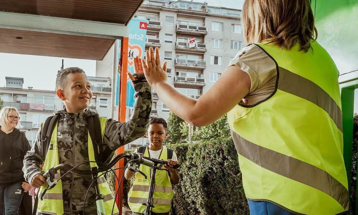 Foto bij Naar de lagere school